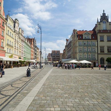 As Home Apartamenty Rynek 50 R503 Amazing View Вроцлав Экстерьер фото