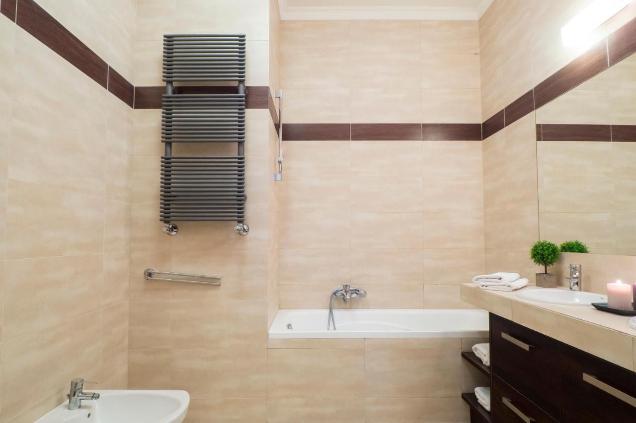 As Home Apartamenty Rynek 50 R503 Amazing View Вроцлав Экстерьер фото